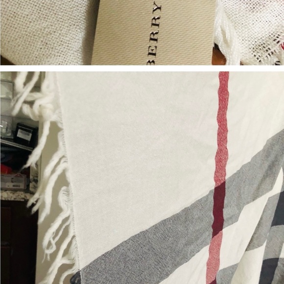 Burberry Large Ivory Check Fine
Merino Wool Scarf Wrap - Picture 3 of 5